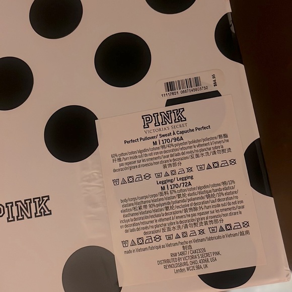 PINK Perfect Pullover & Yoga Leggings Set - Picture 3 of 4